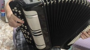 Продам Московский, цельнопланочный баян,телефон +7-925-508-79-26