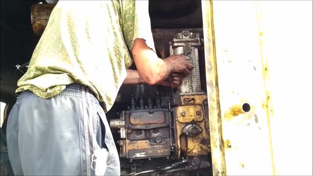 ЭО5111б Драглайн. Замена двигателя в полевых условиях. смотреть онлайн