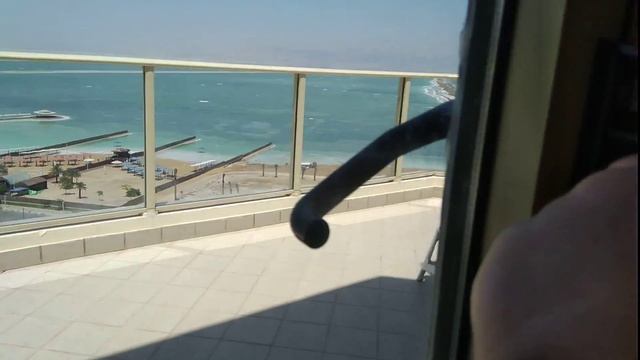 ОТМЕЧАЕМ ДЕНЬ РОЖДЕНИЯ ДОЧЕРИ НА МЕРТВОМ МОРЕ! смотреть онлайн