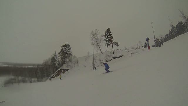 (кусочек проката) видео для Александра горнолыжника (смотрителя за подъемником с Авальмана) смотреть онлайн