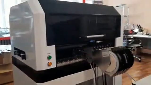 Линейный установщик SMD-компонентов PiPlacer4