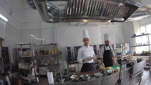 Мастер-класс "Говяжьи томленые щеки с сельдереевым пюре" смотреть онлайн