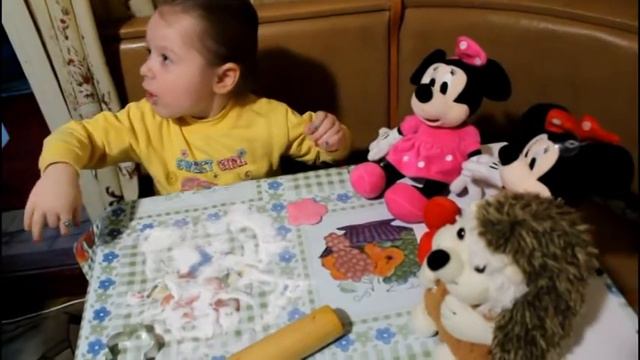 Огромный Язык, Съедобный пластилин. смотреть онлайн
