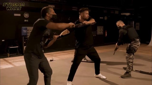 Making Of TYLER RAKE: EXTRACTION 2 - Best Of Behind The Scenes & Fight Training With Chris Hemswort смотреть онлайн