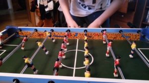 Трюки настольного футбола