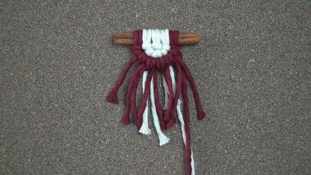 DIY Macrame - Cinnamon Stick Colourful, Semi-Circle/Semi-Lunar Ornaments! смотреть онлайн