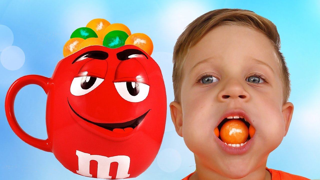 Learn Colors with Bad Kid M&M's сandy, Baby Finger Family Nursery Rhymes Song for kids сolours смотреть онлайн