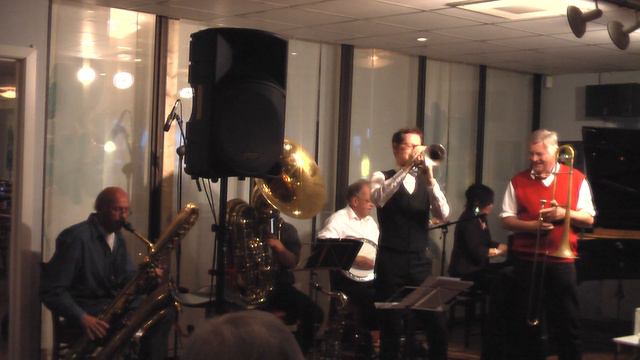 10 - Wolverine Blues - Jesse Lindgren & Maritime Stompers at Falsterbo Jazzklubb смотреть онлайн