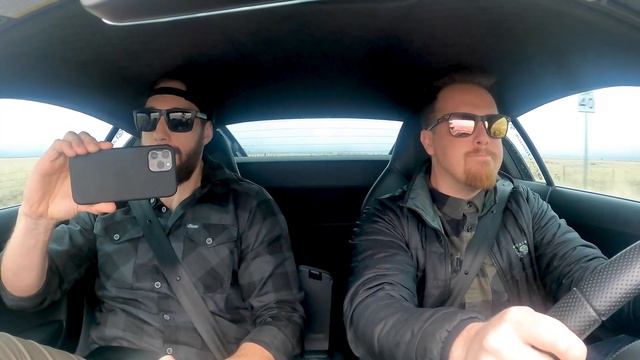 1300hp UGR Built Audi R8 60-130mph Times смотреть онлайн