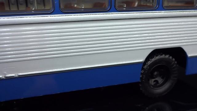 ПАЗ-652 маршрут "Сталино-Красноармейск" 1960 г. || DiP Models || Масштабная модель автобуса СССР смотреть онлайн