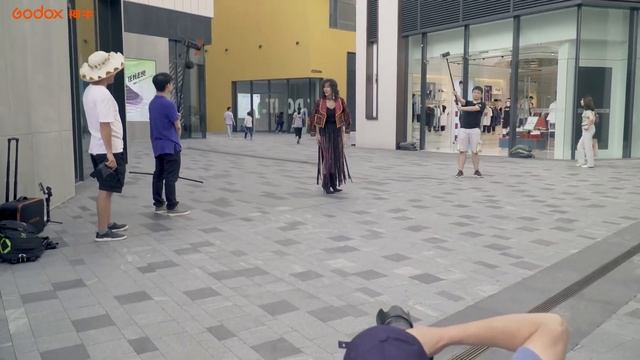 Streetstyle Fashion Shoot With Godox Pocket Flash AD200Pro