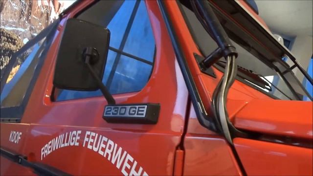 Mercedes-Benz G230 G (W460) - KDOF - 40 Years of G-Class - Mercedes-Benz Museum Stuttgart смотреть онлайн