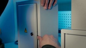 Взломать щиток (ЩРН) в подъезде проще простого: правда или миф?