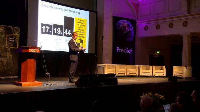 Analytics VS security & compliance - Eoin O’Reilly of EY @ Predict смотреть онлайн