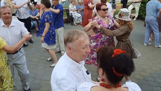 Вспомним Что-нибудь ХОРОШЕЕ! смотреть онлайн