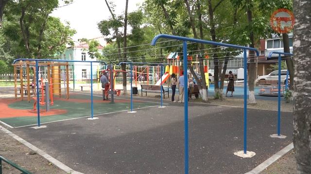 14 обновленных дворов Уссурийска приняла специальная комиссия смотреть онлайн