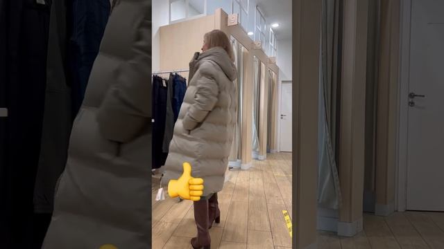 Какие пуховики модницы не носят #shorts смотреть онлайн