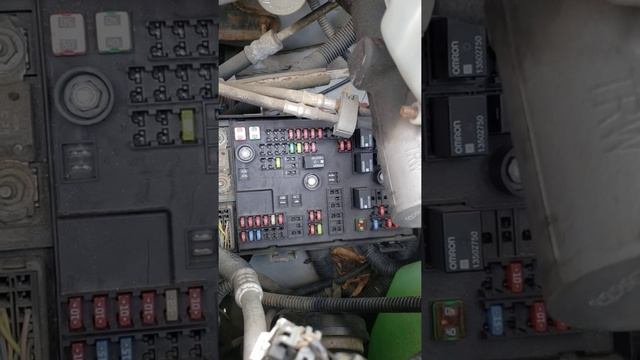 arreglar luz de freno de un chevy van 2010 смотреть онлайн