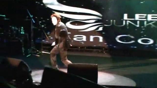 090926 Lee Jun KI J Style concert in Taiwan - 01 Mask Dance смотреть онлайн