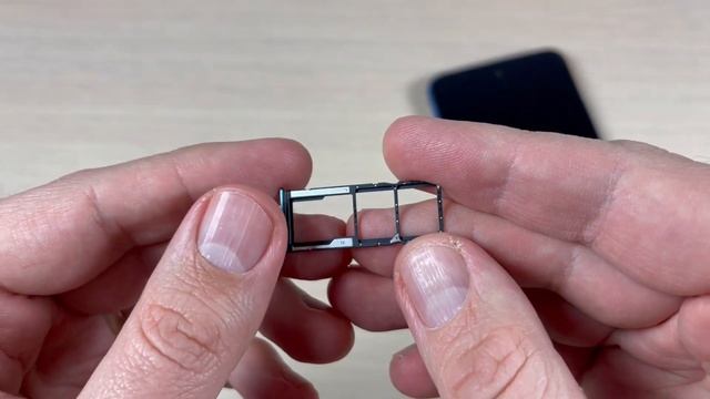 How to Insert (Remove) SIM & SD Memory Card in Xiaomi Redmi 10 смотреть онлайн