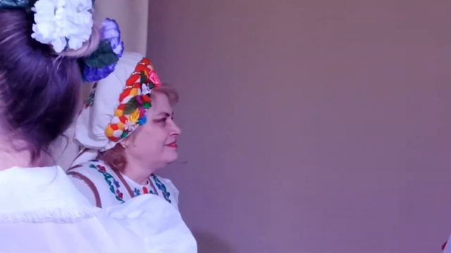 Русская народная песня - Молодая молода недогадливая смотреть онлайн