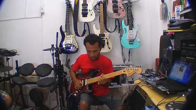gilneyparson guitarra squier standart stratocaster смотреть онлайн