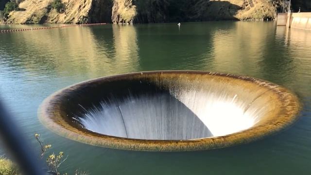 Glory Hole - Napa, California смотреть онлайн