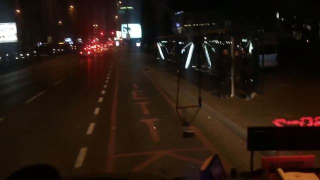 Стамбул. Автобус-экспресс из аэропорта Сабиха Гёкчен до площади Таксим. 26.11.2016, 22:00 смотреть онлайн