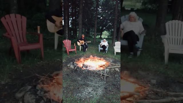 Damien Robitaille sings LONG GONE LONESOME BLUES by Hank Williams смотреть онлайн