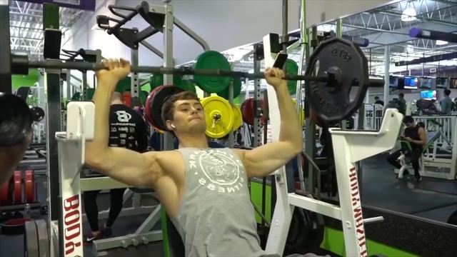 Правило МТС. 3 СОВЕТА ДО ПОХОДА В ЗАЛ! смотреть онлайн