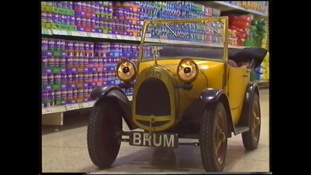 Brum Goes Shopping смотреть онлайн