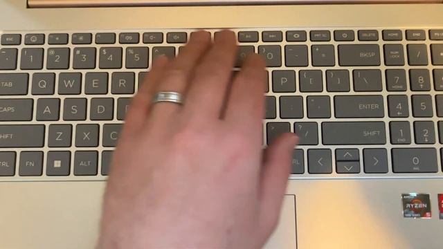 New 2023 HP Laptop with Ryzen 5 7530U Pink Unboxing смотреть онлайн