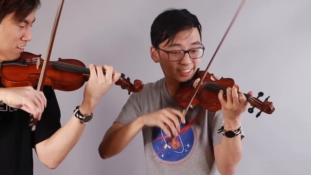 Playing on Mini Violins смотреть онлайн