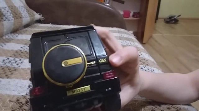 Обзор на игрушечный Mercedes-Benz G65