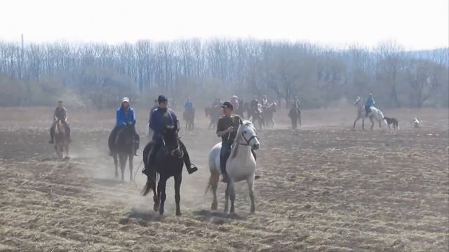 Конный поход 13.04.2014 г.Уссурийск смотреть онлайн
