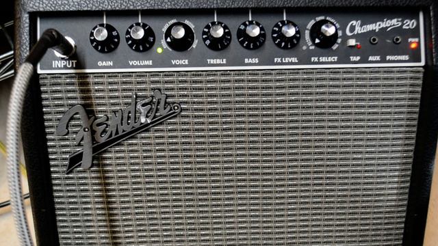 Four Minutes with Fender Champion 20 смотреть онлайн