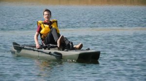 Лодка для рыбалки с ПЕДАЛЬНЫМ МОТОРОМ! Глебус тестирует каяк Point 65 KingFisher