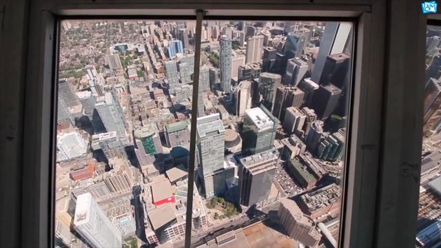 CN Tower - одна из высочайших башен в мире смотреть онлайн