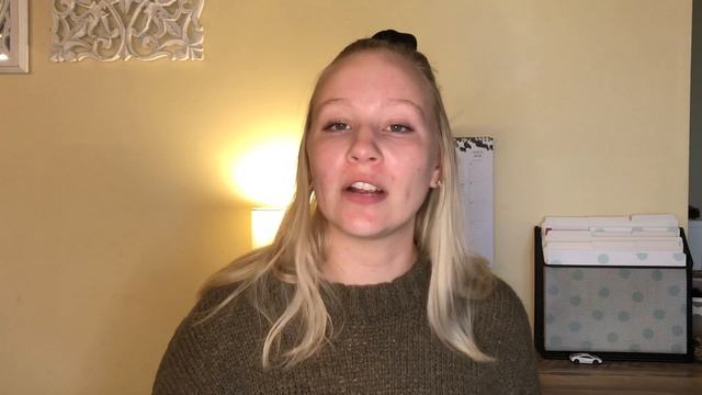 Why it's IMPERATIVE to Use MOISTURIZER in Your Routine!: Why YOU need it + The BEST Recommendations смотреть онлайн