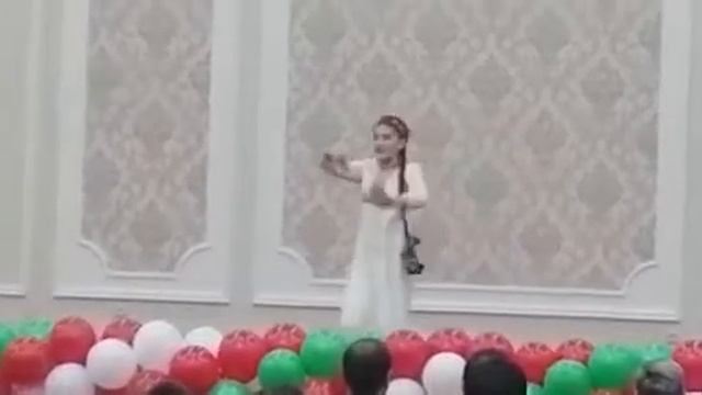Бадахшанский танец / Гимназия 4 / Душанбе / 23 - февраля смотреть онлайн