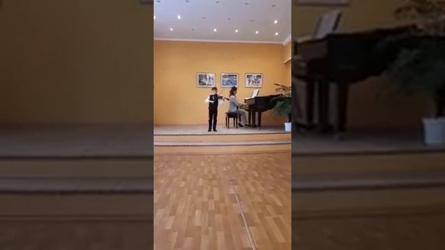 Круговой танец. Меликян. смотреть онлайн