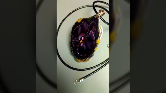 Чёрная орхидея - миниатюрная живопись на камне смотреть онлайн