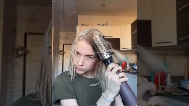 Укладка на фен расчёску