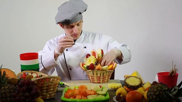 6 часть Сборка фруктового букета в корзинке Фруктовый мастер-Fruitm смотреть онлайн
