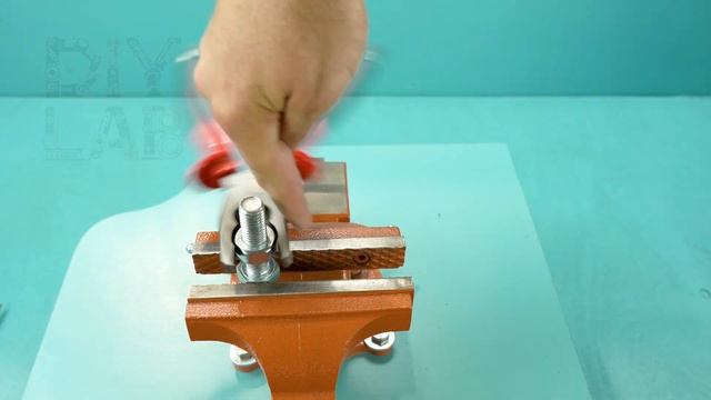 Мало кто знает об этой особенности обычных пассатижей! Секреты мастера смотреть онлайн