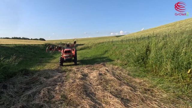 Сінокос продовжуєься або як дощ помагав сіно збирати. Kubota безділа нестоїть. смотреть онлайн