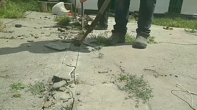 Подготовил роботу для електрика!))