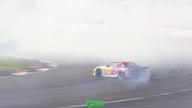 Heavily Modified Drift Cars Go Crazy @ TRAX 2022!? смотреть онлайн