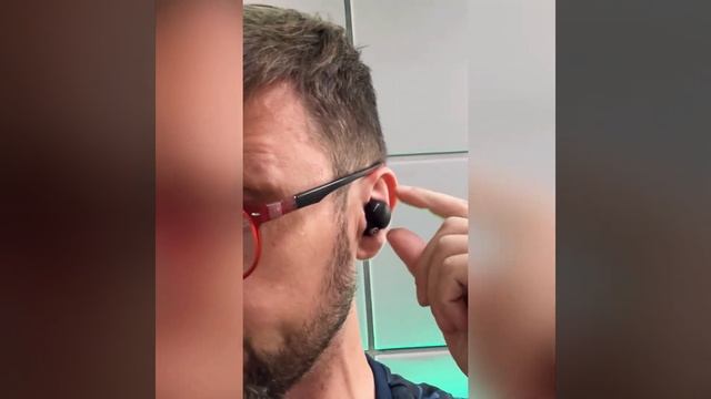 Как ПРАВИЛЬНО НОСИТЬ БЕСПРОВОДНЫЕ НАУШНИКИ ?? смотреть онлайн