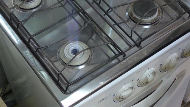 Новый ? веник из ? сорго. Что нужно сделать сразу с его ручкой? (Sorghum). смотреть онлайн